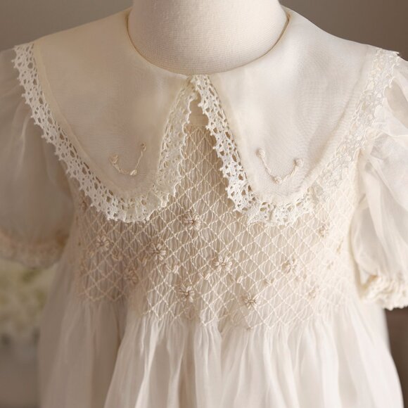 Strasburg Ivory Smocked Heirloom Gown Silk Organza Bonnet Special Occasion RARE - Picture 2 of 9